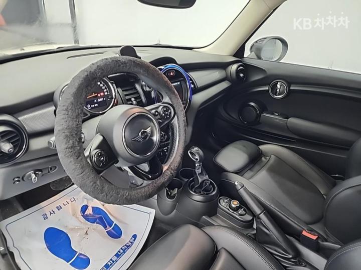 Mini Cooper 3 Duo 1.5 Base Type 8