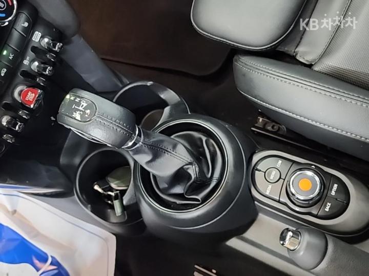 Mini Cooper 3 Duo 1.5 Base Type 9