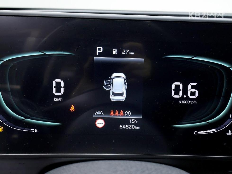 2022 - kia sportage