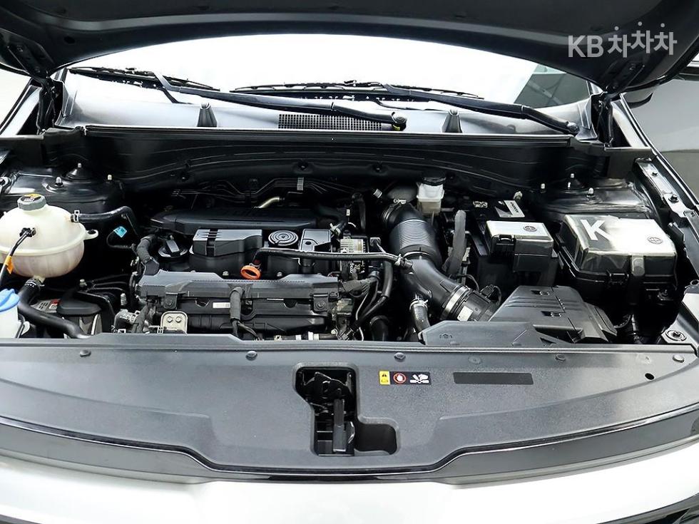 2022 - kia sportage