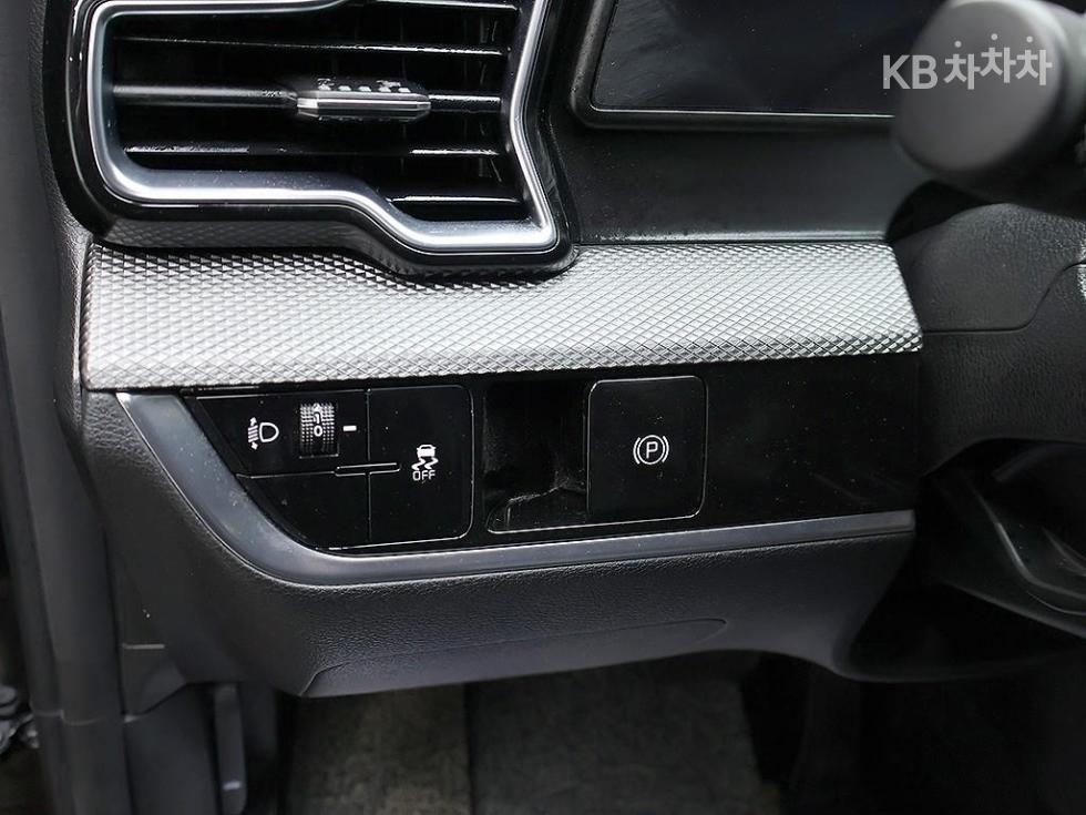 2022 - kia sportage