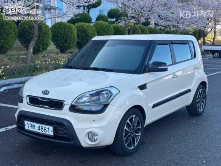 Kia Soul 1.6 GDI Premium Eco Plus 4