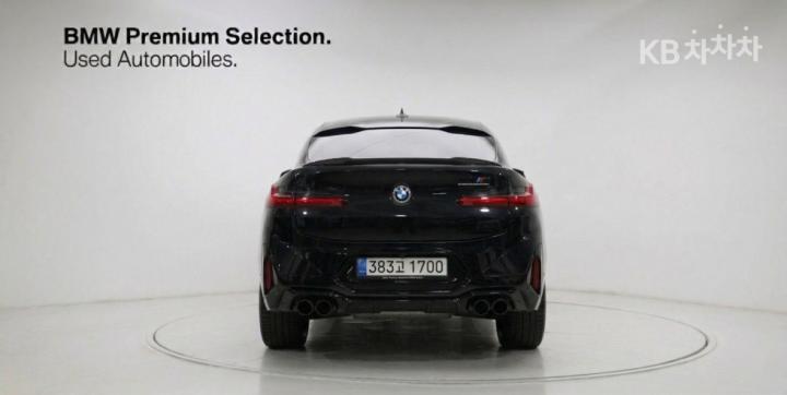BMW X4M M Series X4 M Competition 4
