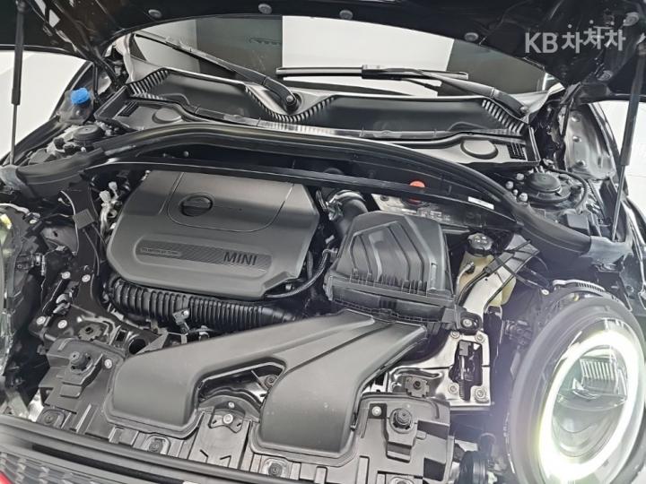 Mini Clubman 2.0 JCW Base Type 7