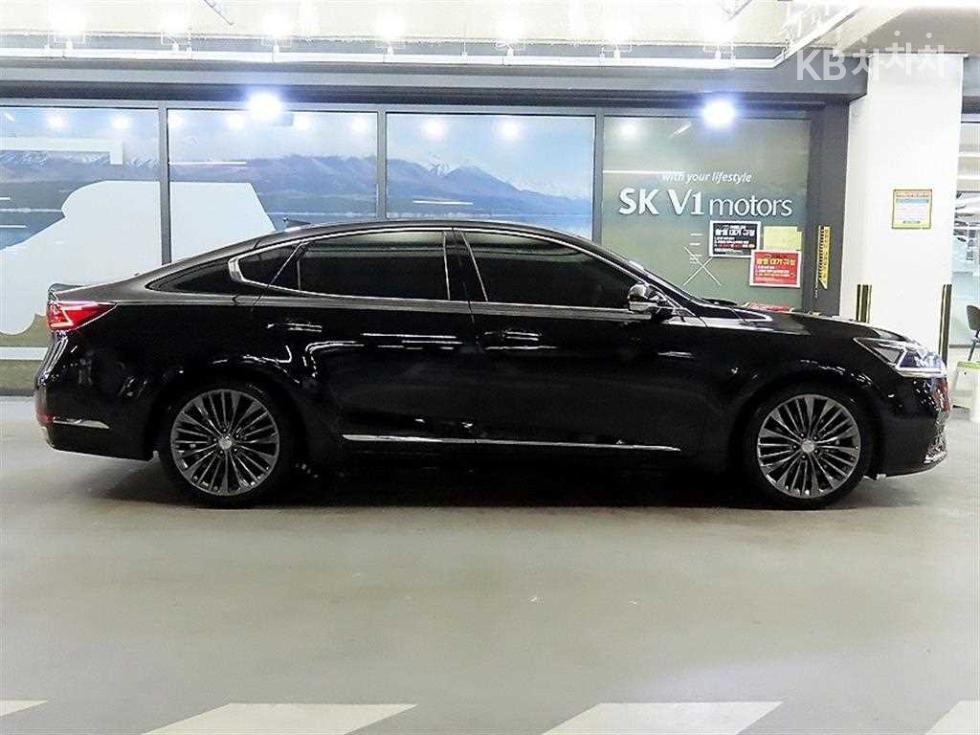 2017 - kia k7