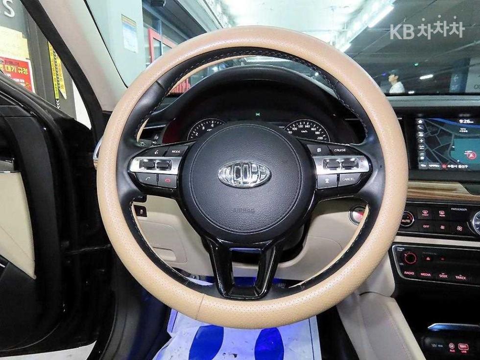 2017 - kia k7