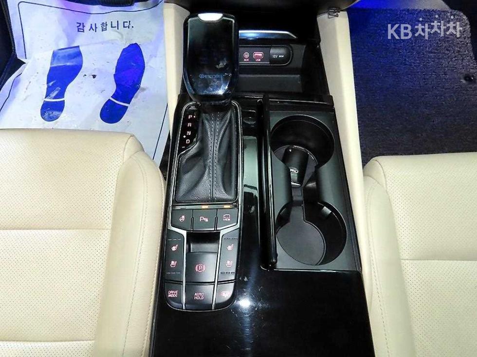 2017 - kia k7