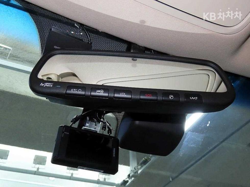 2017 - kia k7