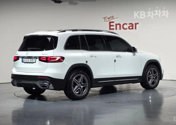 Mercedes-Benz GLB-Class X247 GLB250 4Matic 3