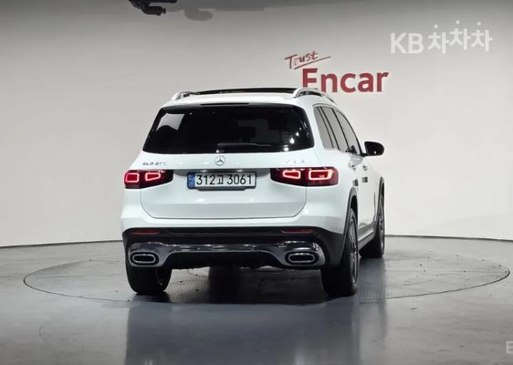Mercedes-Benz GLB-Class X247 GLB250 4Matic 5