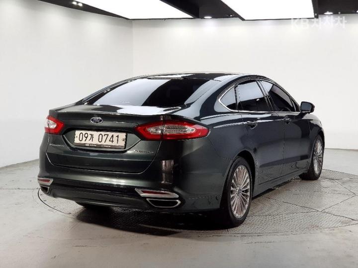 Ford Mondeo 2.0 TDCi Diesel Titanium 5