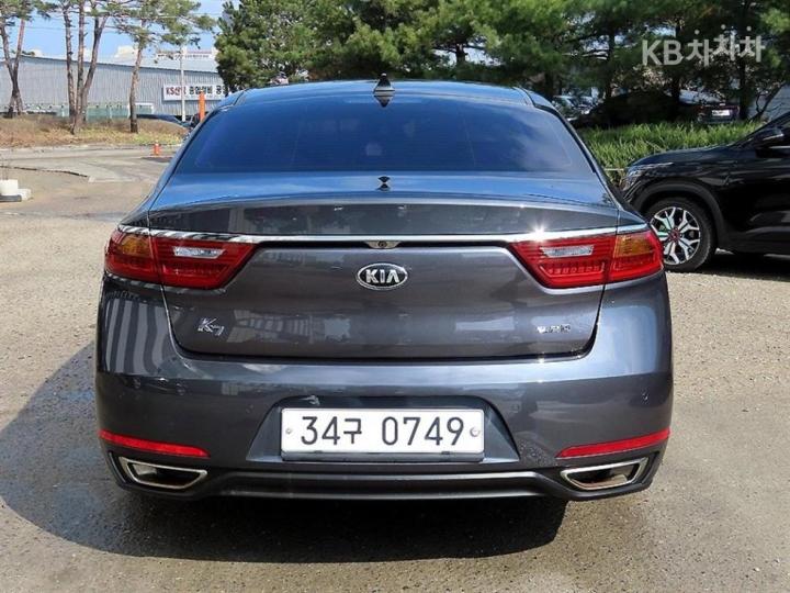 Kia K7 2.2 Diesel Prestige 5