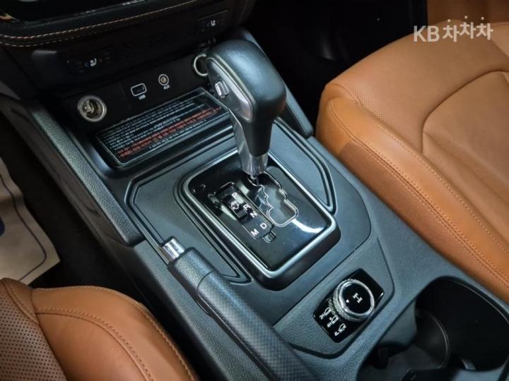 KG Mobility (Ssangyong) Rexton Sport 2.2 4WD Noblesse 9