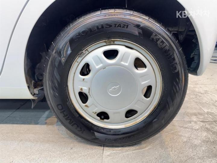 Chevrolet Spark LT Base Type 10