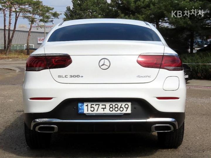 Mercedes-Benz GLC-Class X253 300e 4Matic Coupe Base Type 5
