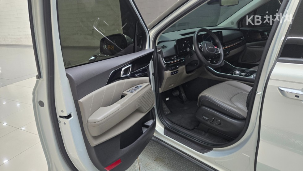 2024 - kia carnival