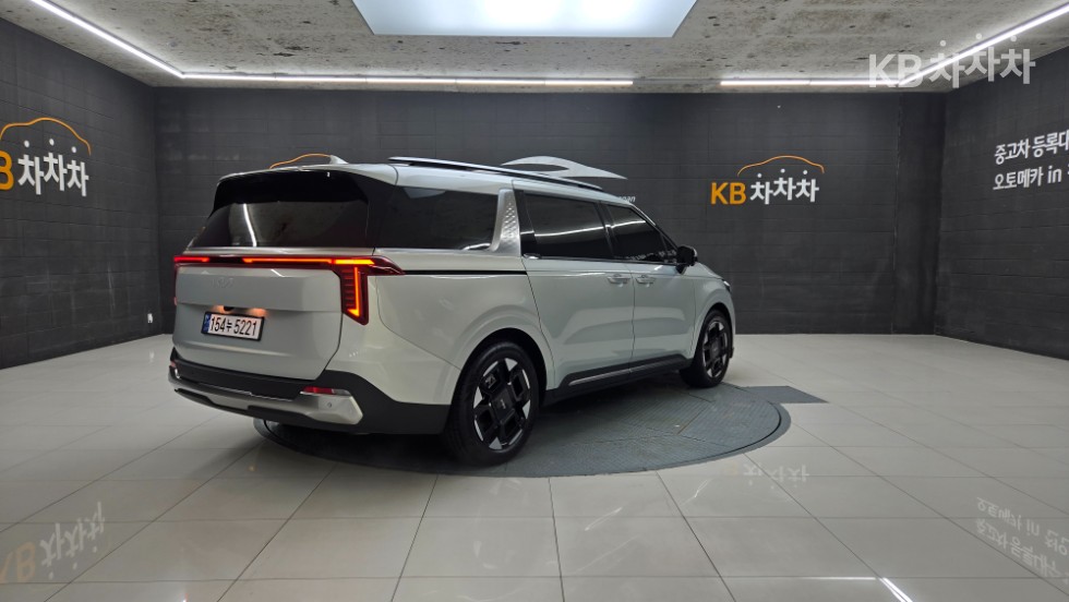 2024 - kia carnival