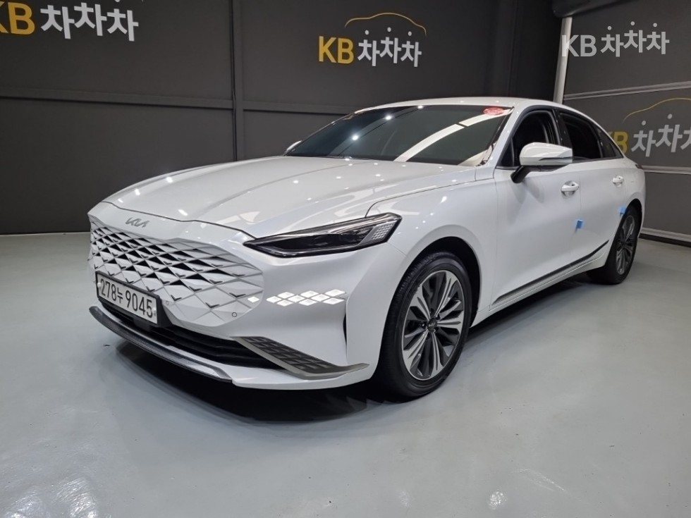 Kia K8 — miniaturë 2