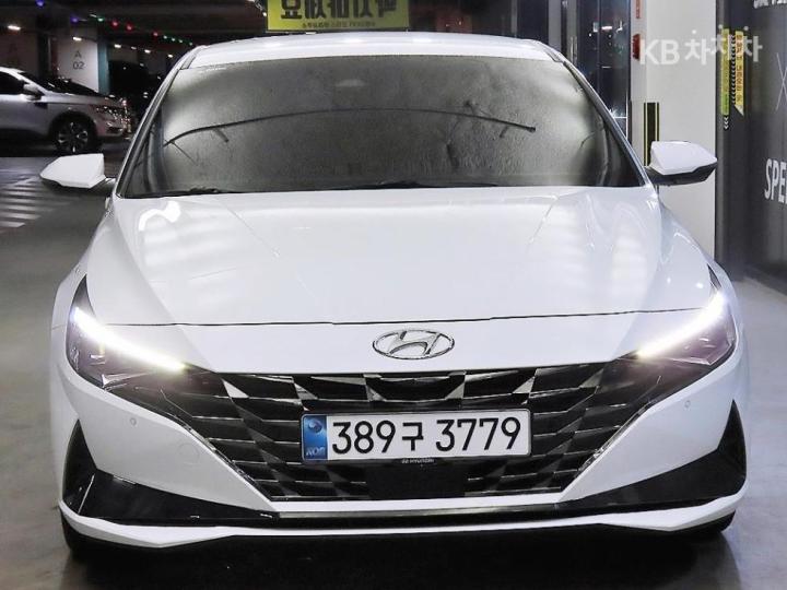 Hyundai Avante CN7 1.6 Gasoline Modern 3