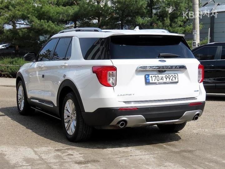 Ford Explorer Gasoline Turbo 2.3 AWD Limited 4