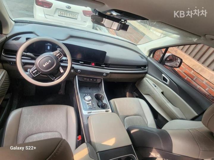 Kia Carnival G3.5 GDI Prestige 7