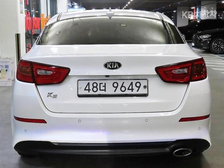 Kia K5 W Special 6