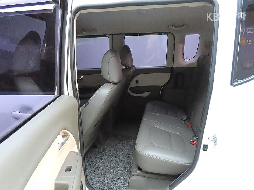 2013 - kia ray