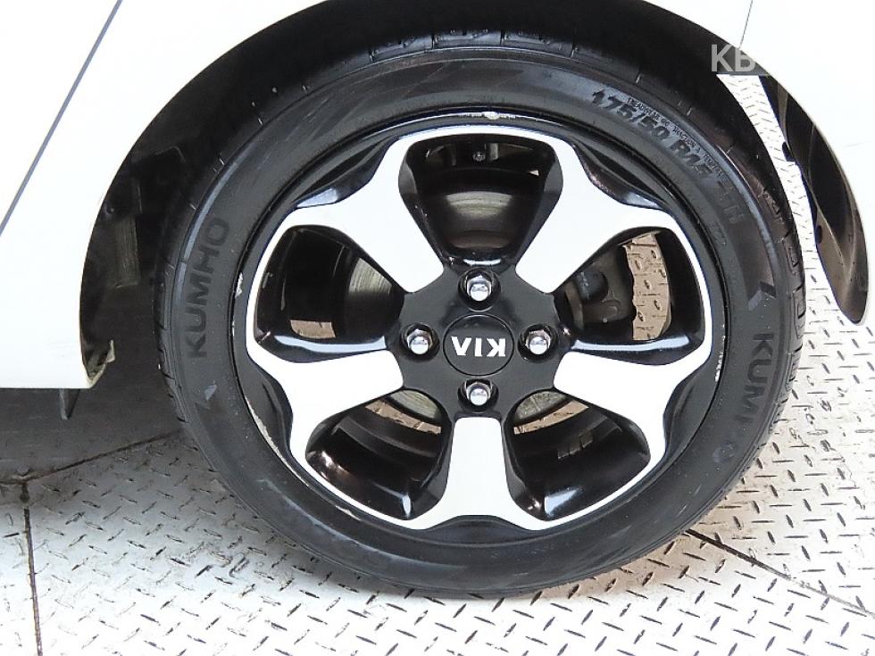 2013 - kia ray