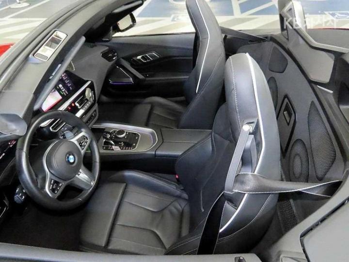 BMW Z4 M40i 10