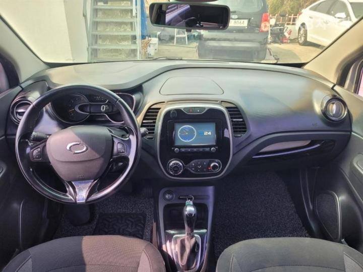 Renault QM3 RE Signature 7