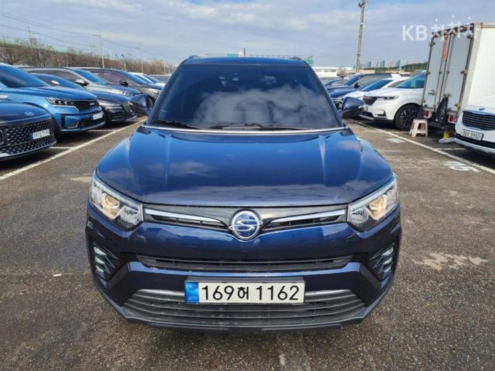 KG Mobility (Ssangyong) Tivoli Gasoline V3 2WD Base Type