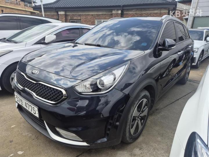 Kia Niro 1.6 Prestige 2