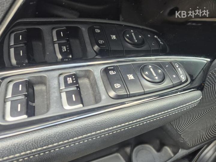 Kia Niro 1.6 Prestige 10