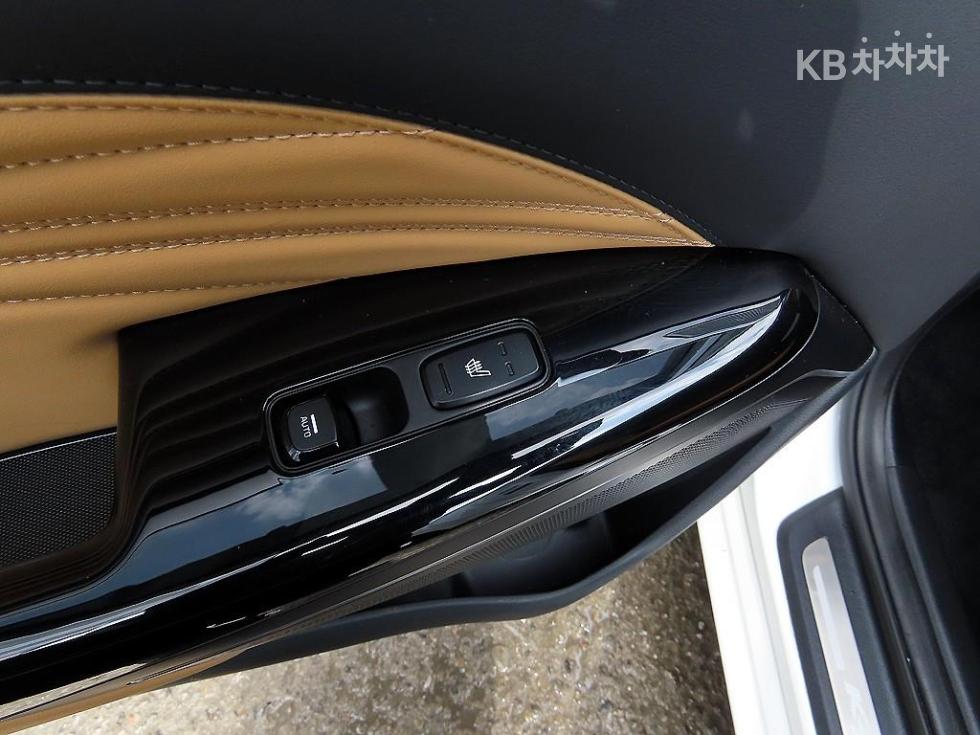 2021 - kia k7