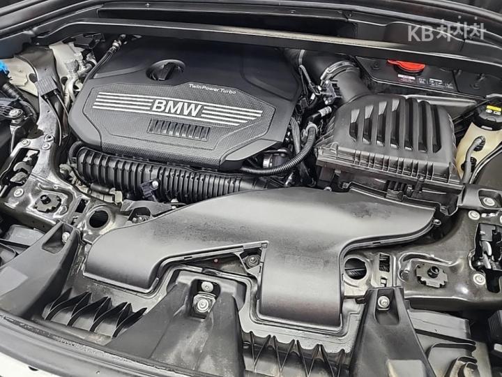 BMW X1 F48 xDrive 20i xLine SE 6