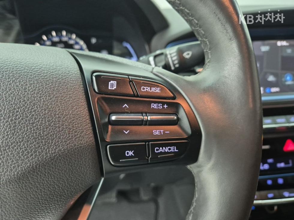 2017 - hyundai ioniq