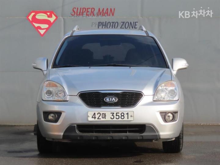 Kia Carens New 2.0 LPI GLX Top Model 3