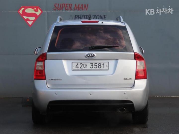 Kia Carens New 2.0 LPI GLX Top Model 5