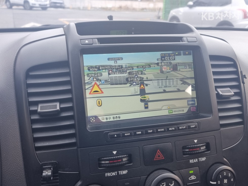 2008 - kia grand carnival