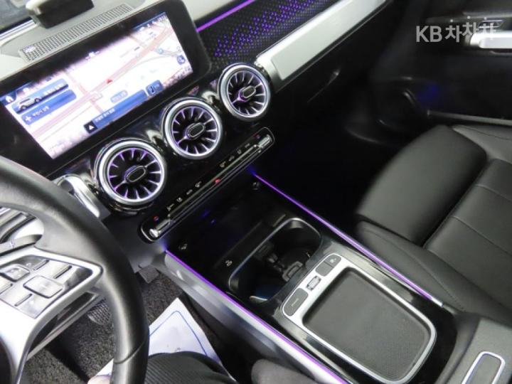 Mercedes-Benz GLB-Class X247 200d 9