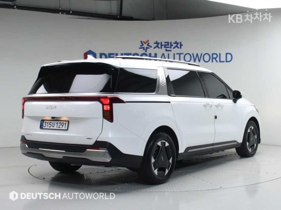 2024 - kia carnival