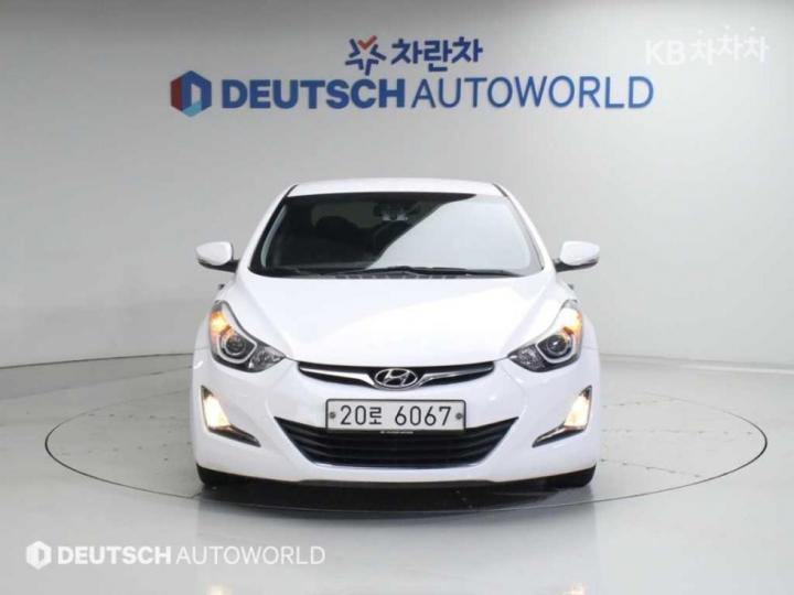 Hyundai Avante 1.6 GDi Smart Base Type 4