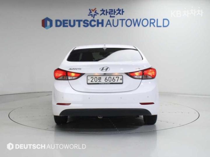 Hyundai Avante 1.6 GDi Smart Base Type 5