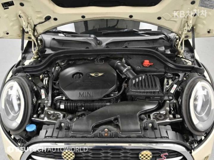 Mini Cooper S 1.6 Base Type 7