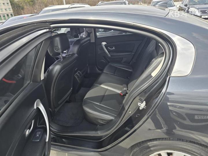 Renault SM5 Nova PE 10