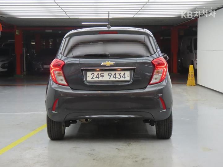 Chevrolet Spark The Next LTZ 4