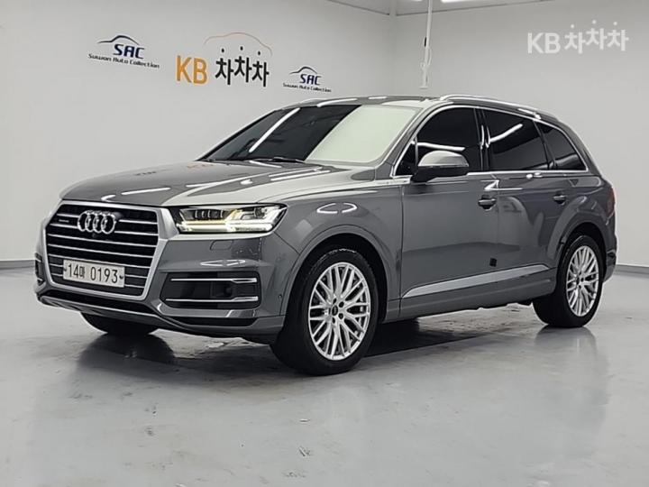 Audi Q7 New 3.0 45 TDI Quattro Sport