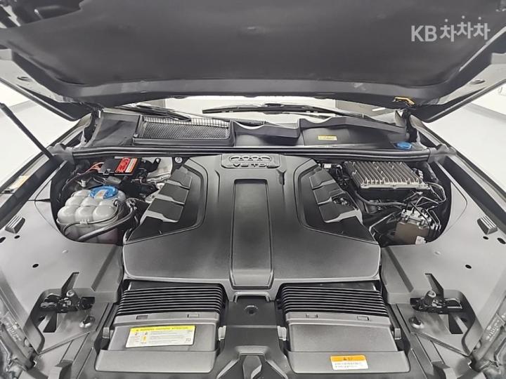 Audi Q7 New 3.0 45 TDI Quattro Sport 6