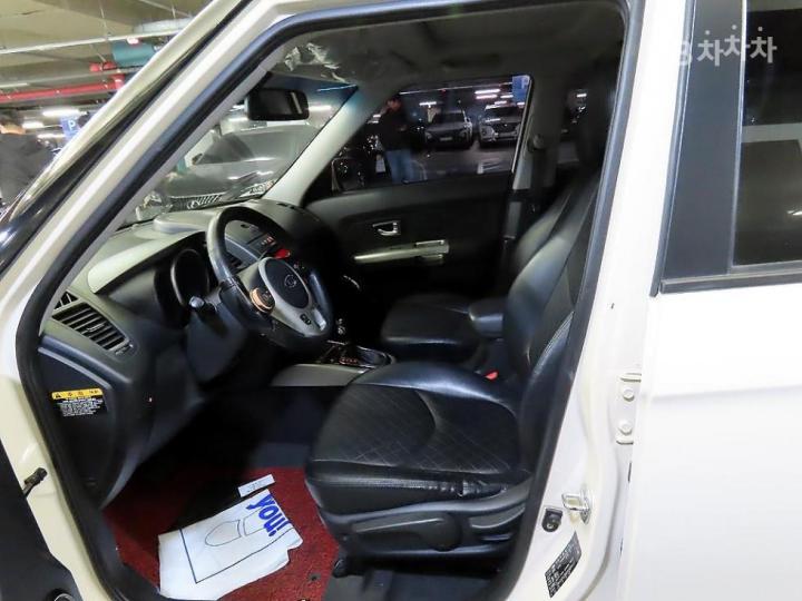 Kia Soul 1.6 GDI Luxury Base Type 7