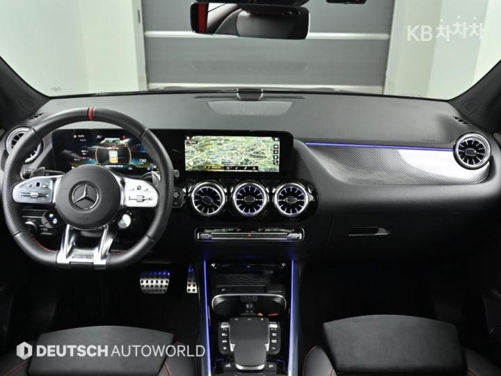 Mercedes-Benz GLA-Class H247 M-AMG GLA45 4Matic+ Base Type 8